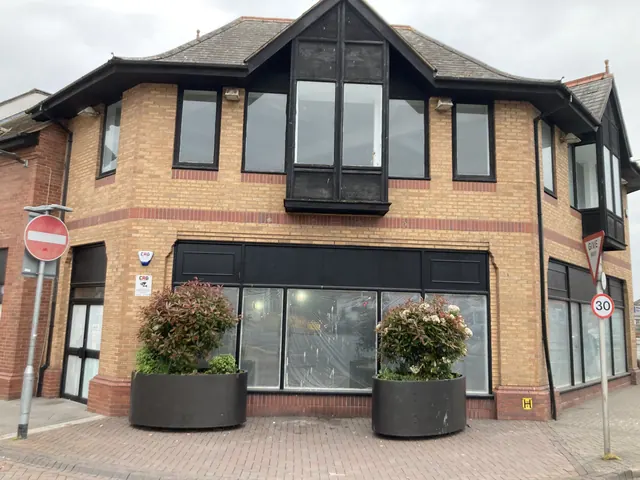 Aluminium shopfront - completed one of our jobs